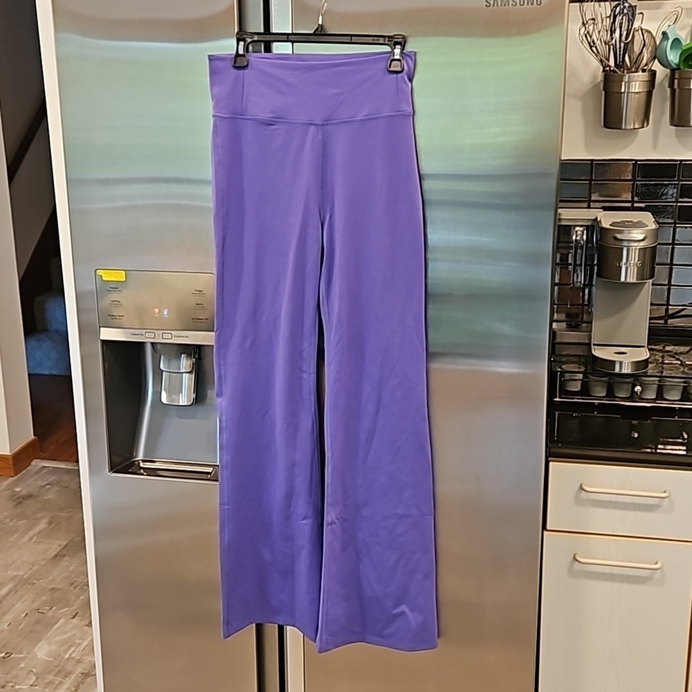 💕GIRLFRIEND COLLECTIVE💕 Compressive Flare Legging Wild Iris Purple Large L NWT - Picture 4 of 12